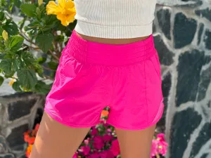 Active Pleat Tennis Shorts "Sonic Pink"