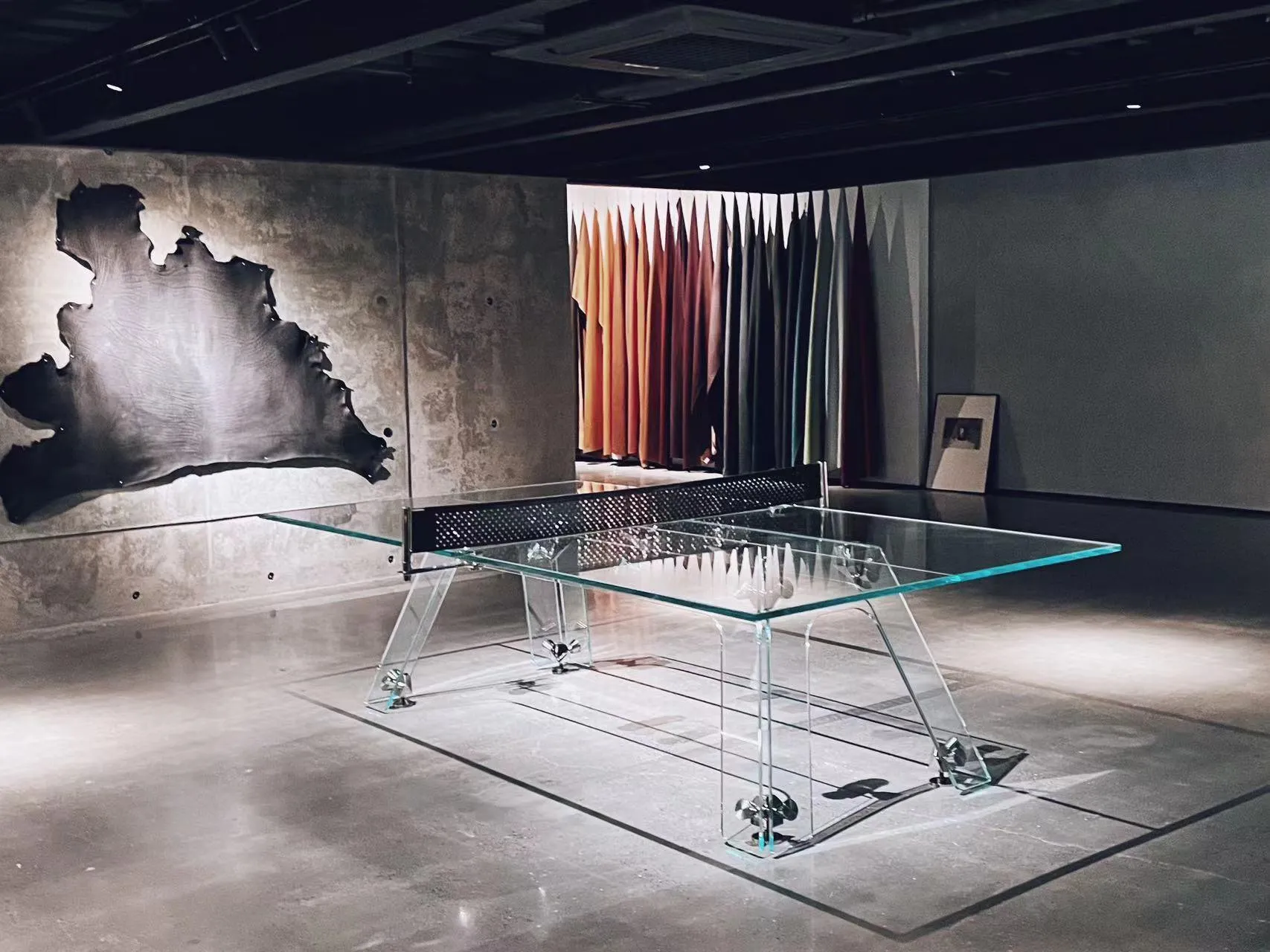 Berlin Glass Table Tennis Table