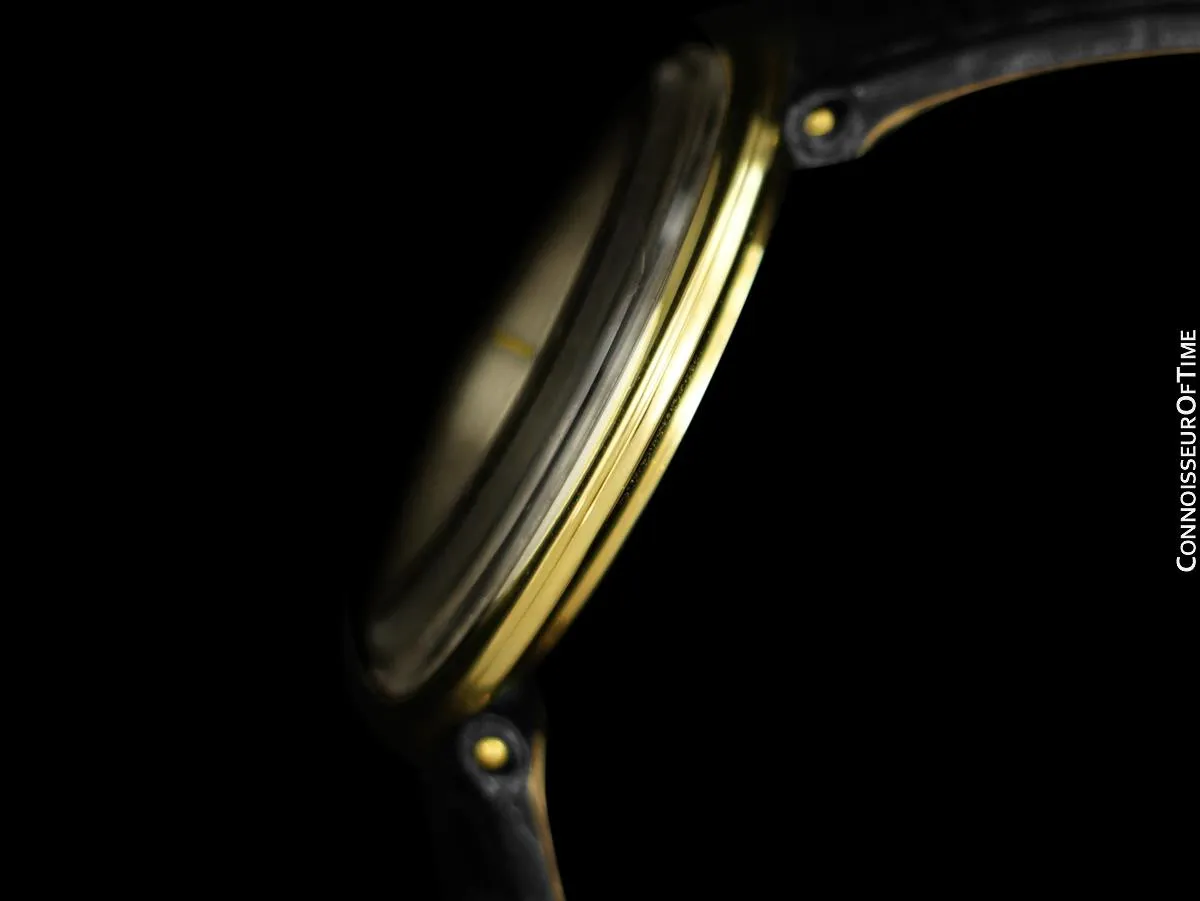 c. 1968 Patek Philippe Vintage Mens Handwound Watch, Ref. 2591 Disco Volante Style - 18K Gold