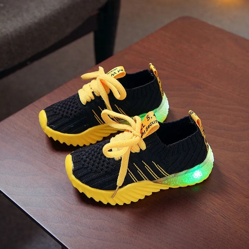 Child Sport Shoes Luminous Fashion Breathable Net Shoes Anti-Slippery Sneakers