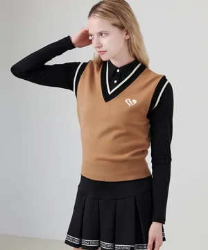 CHUCUCHU Heart Knit Vest - Beige