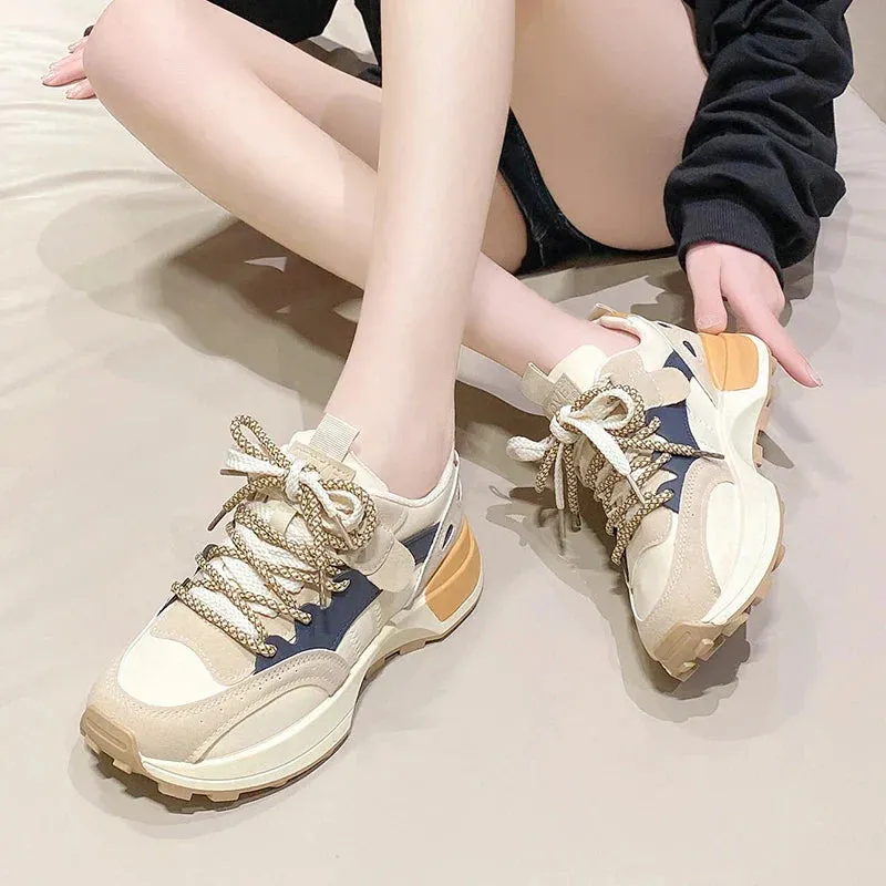 Comfortable canvas shoes