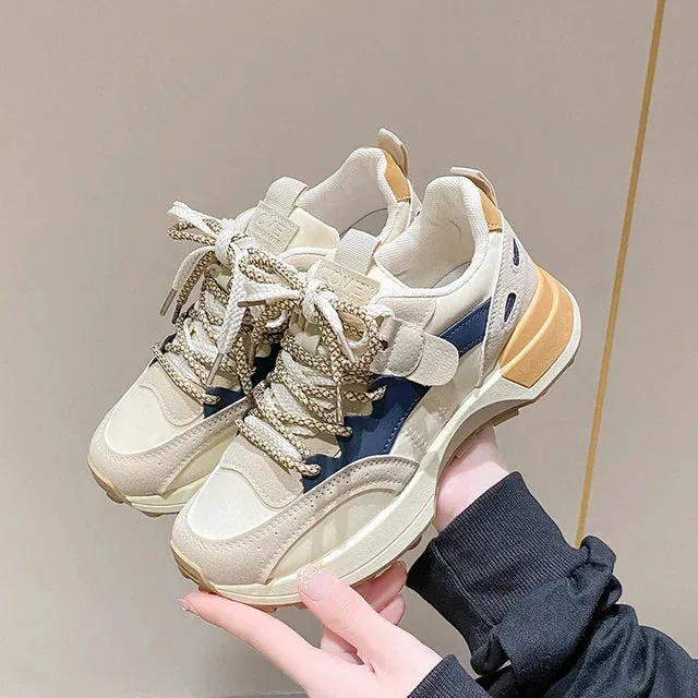 Comfortable canvas shoes