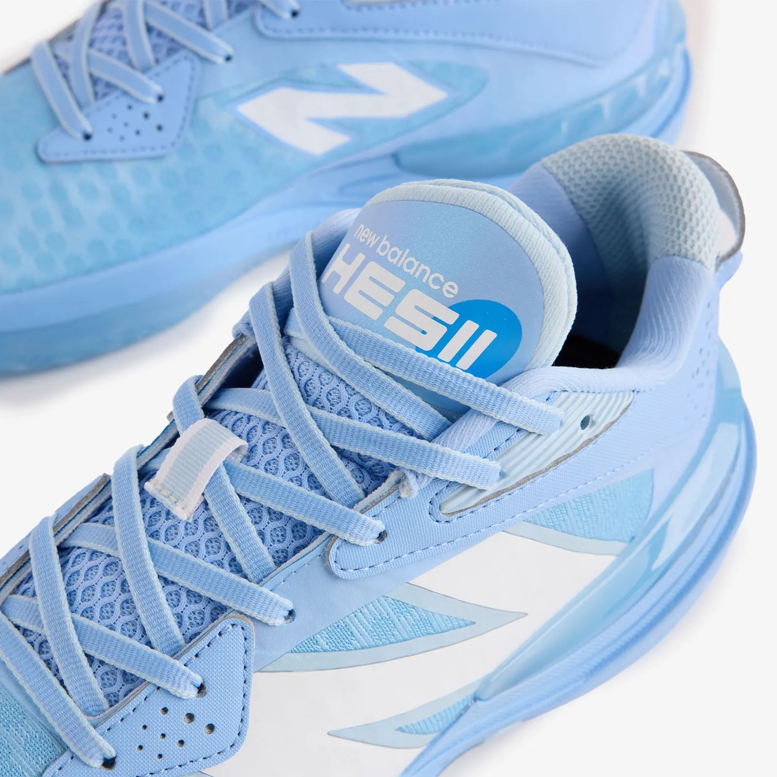 Hesi Low v2 - Light Blue