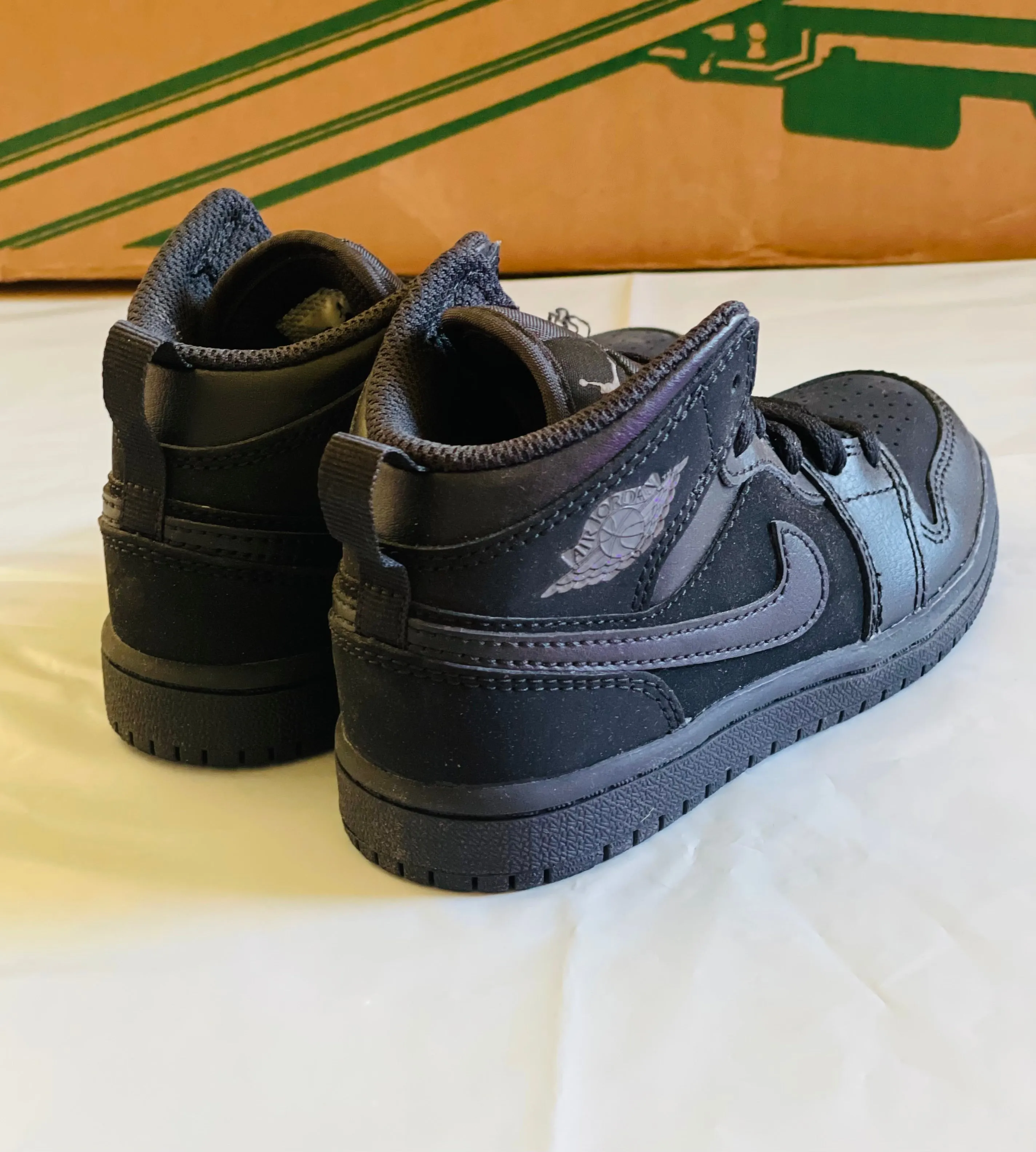 Jordan 1 Mid Kids blk/dk grey-blk