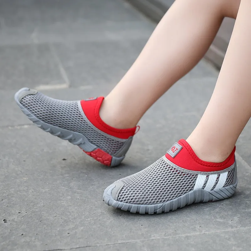 Kids Sneakers New Running Shoes Mesh Breathable Lightweight Running Shoes