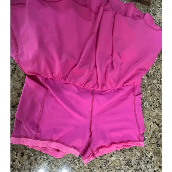 Lululemon 8 Court Rival HR Skirt Sonic Pink White Size 10 Reg Tennis Golf NWOT