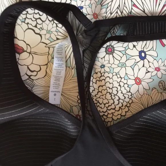 Lululemon NWT Sz 2 Speed Up Bra C/D* Anti-Stink