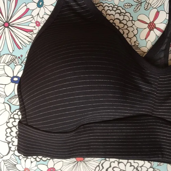Lululemon NWT Sz 2 Speed Up Bra C/D* Anti-Stink
