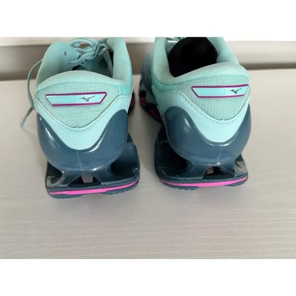 Mizuno Women's Wave Prophecy 12 Running Shoe, Antigua Sand Size 9.5