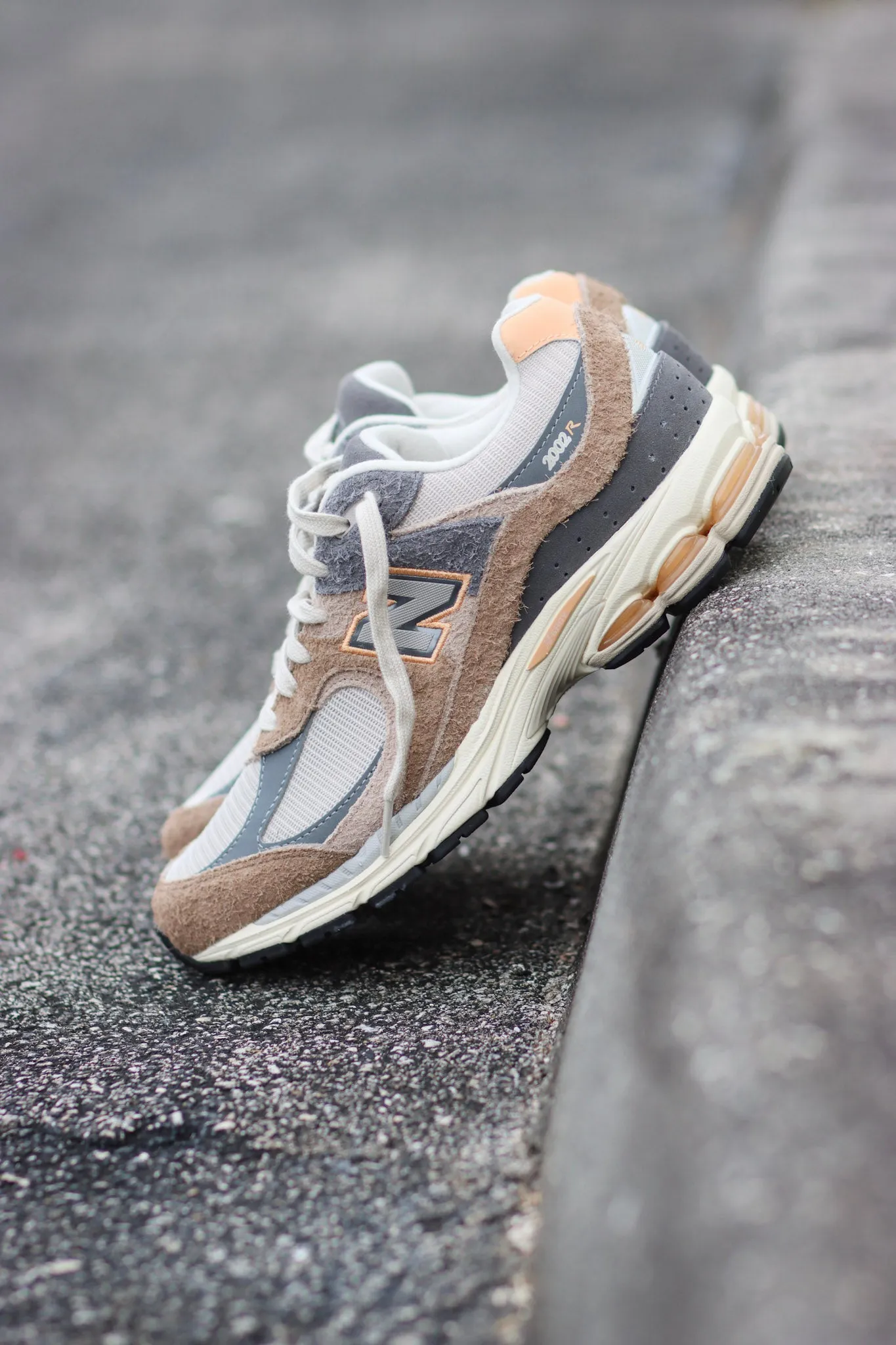 New Balance 2002R-Brown/Orange