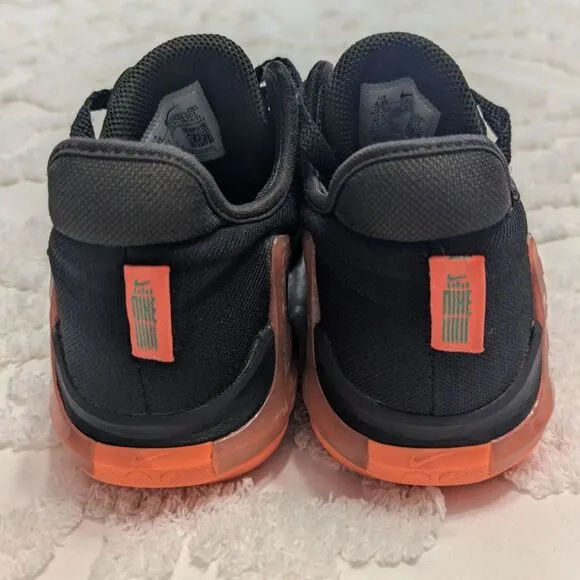 Nike Boys' Lebron Witness 6 Black and Orange Size 4.5Y