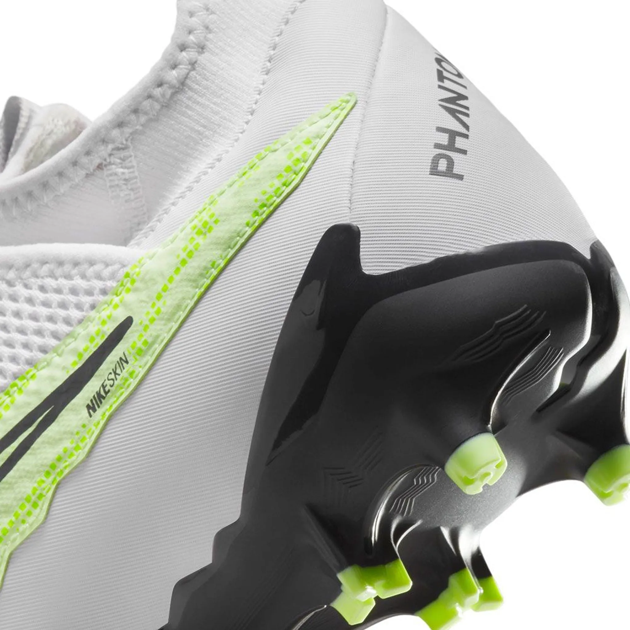 Nike Phantom GX Academy Dynamic Fit MG Mens Football Boot