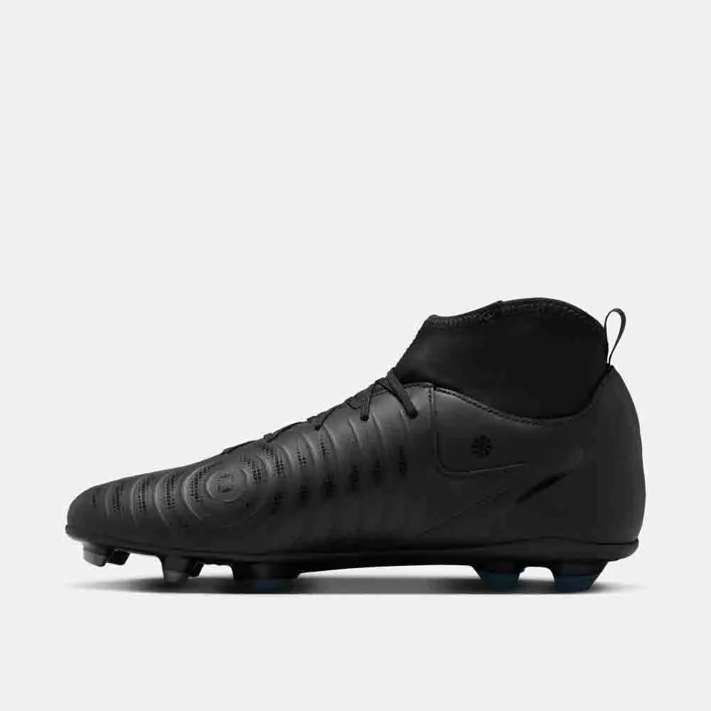 Nike Phantom Luna 2 Club Soccer Cleats