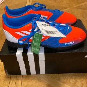 NWB!! Rare! Vintage Adidas F5 TRX Turf Boys Juniors soccer cleats size 5.5