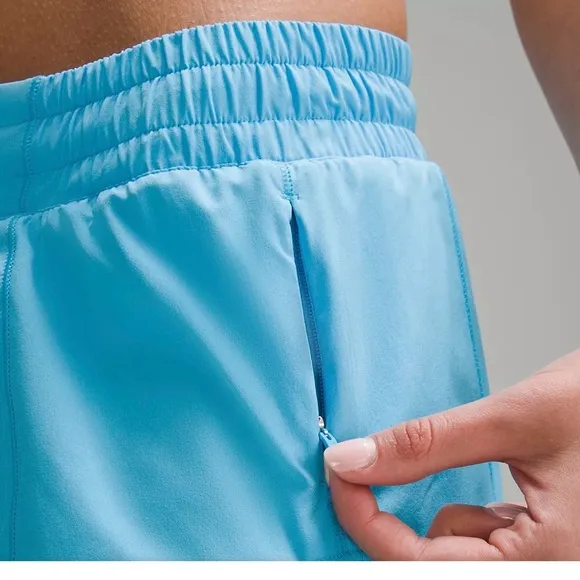 NWT Hotty Hot High-Rise Lined Short 2.5&quot; Size 12