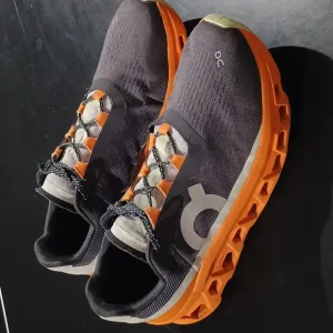 ON-Running CLOUDMONSTER Eclipse/Tumeric Men's Gray Orange