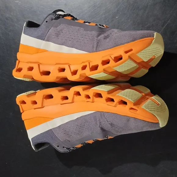 ON-Running CLOUDMONSTER Eclipse/Tumeric Men's Gray Orange