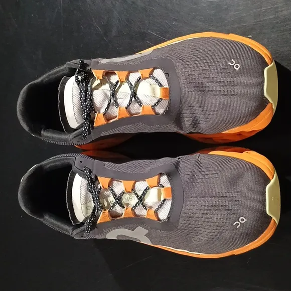 ON-Running CLOUDMONSTER Eclipse/Tumeric Men's Gray Orange