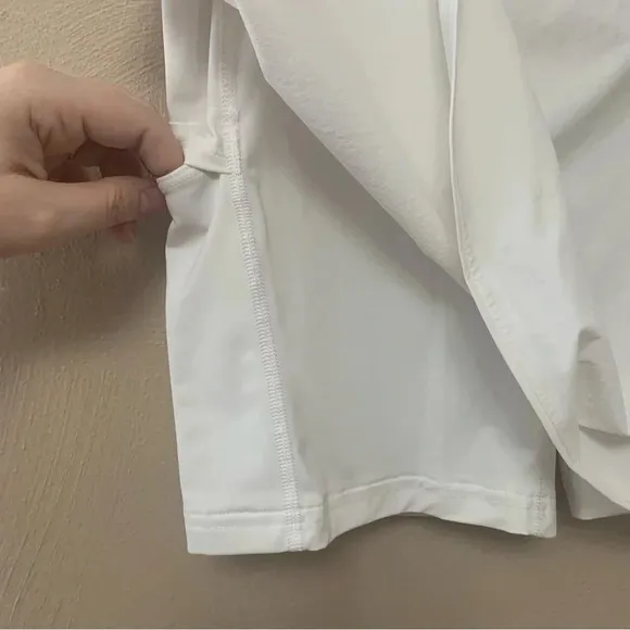 Outdoor Voices Hudson 4&quot; Skort Skirt in White Size Medium