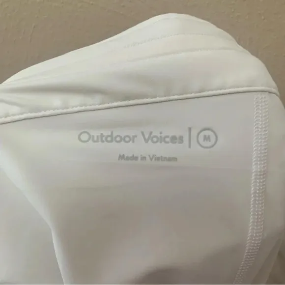 Outdoor Voices Hudson 4&quot; Skort Skirt in White Size Medium
