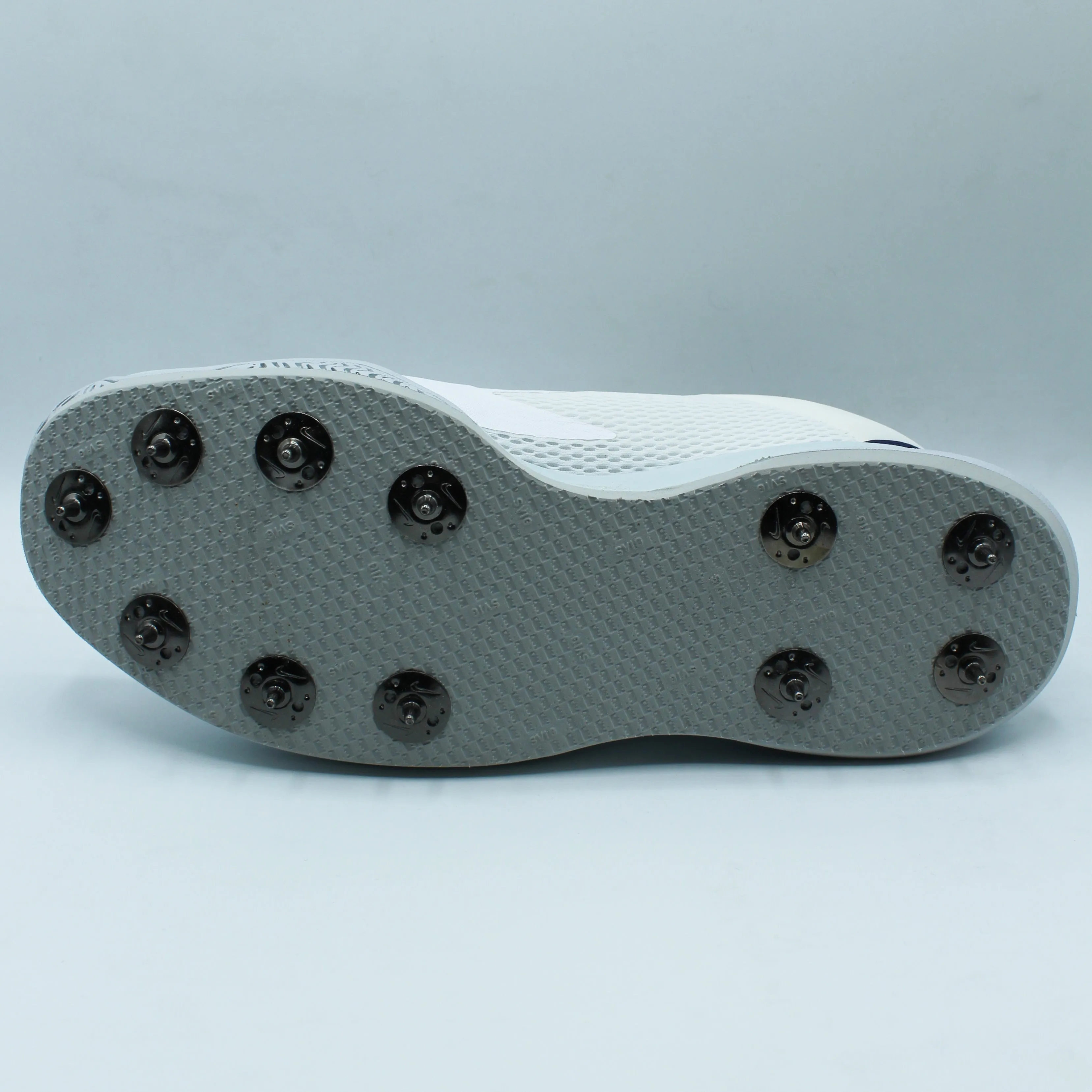 Pre-spiked Adidas Courtflash Speed