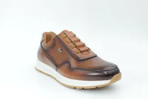 Sports shoes