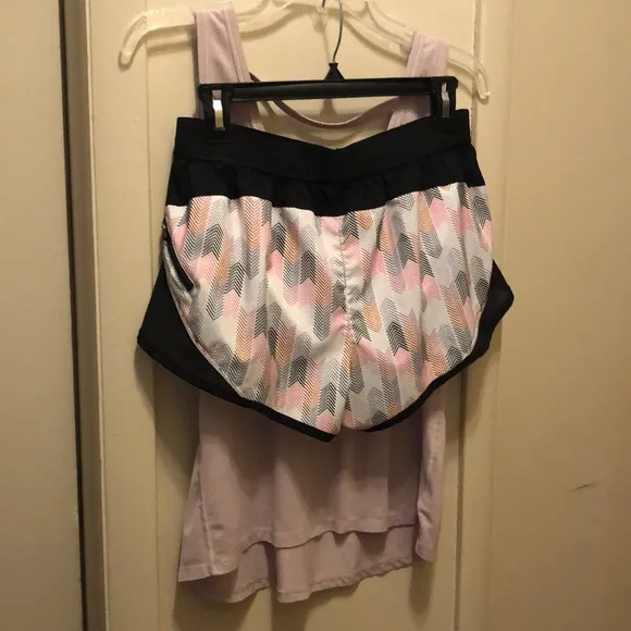 Victoria’s Secret Sport! Gorgeous Outfit!