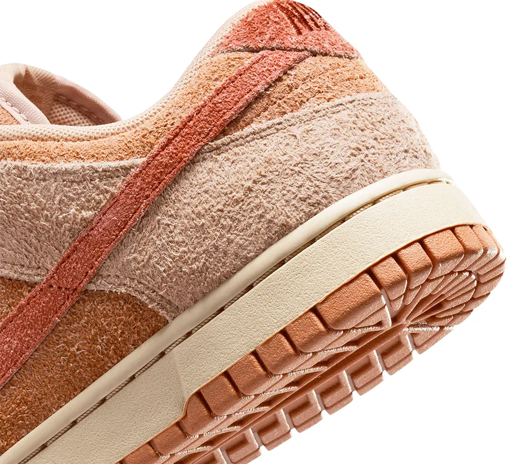 WOMEN'S NIKE DUNK LOW