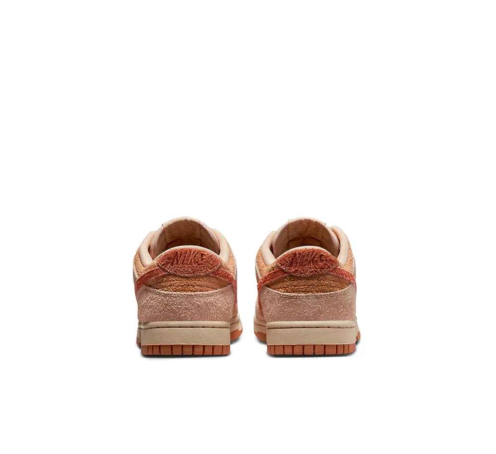 WOMEN'S NIKE DUNK LOW